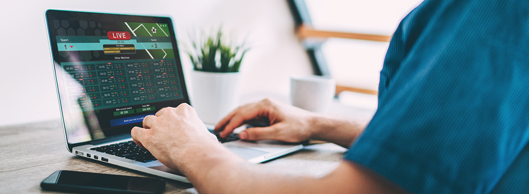 How to play poker and win big A Comprehensive Guide